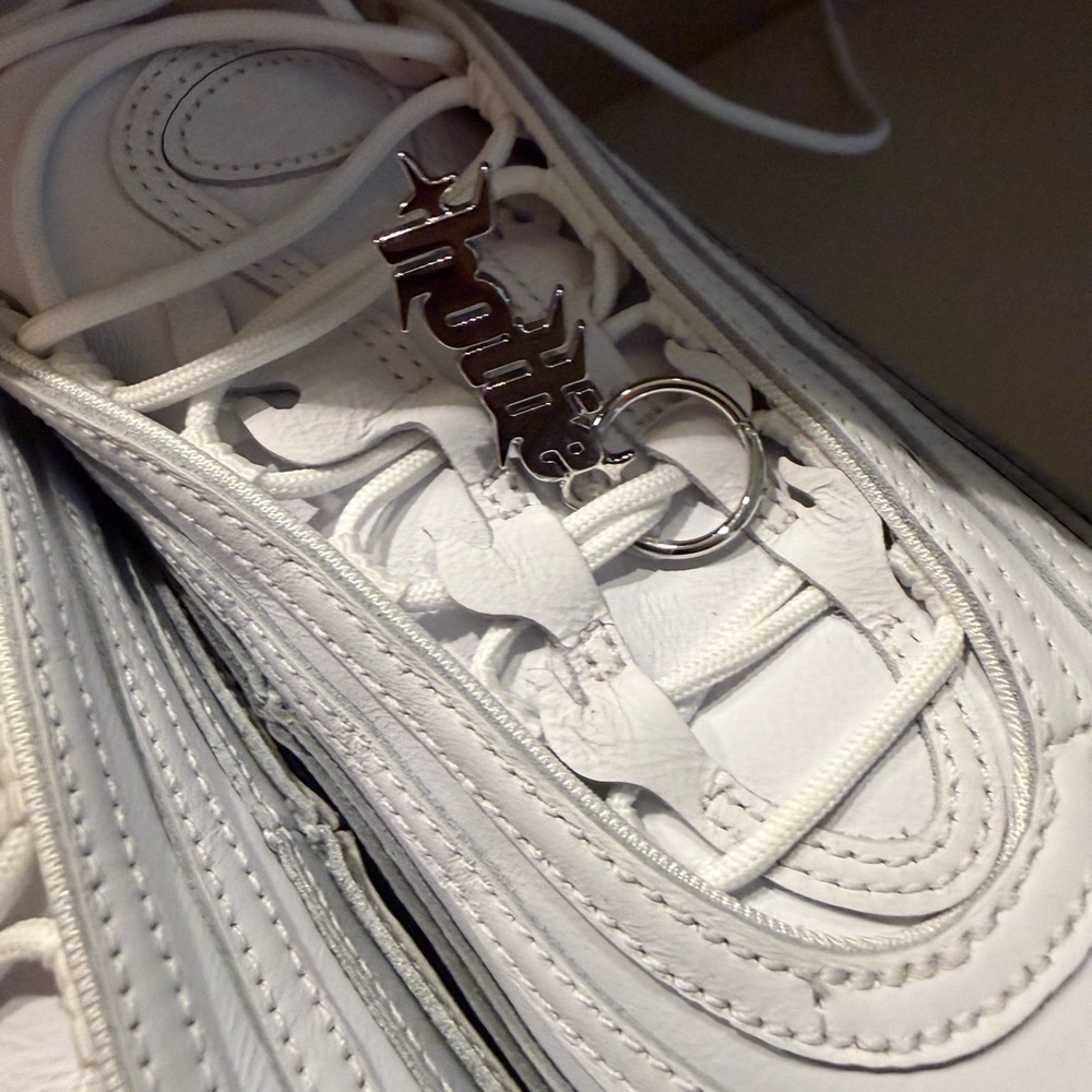 Women’s “Megan Thee Stallion” Nike Air Max White and Silver - Picture 8 of 10